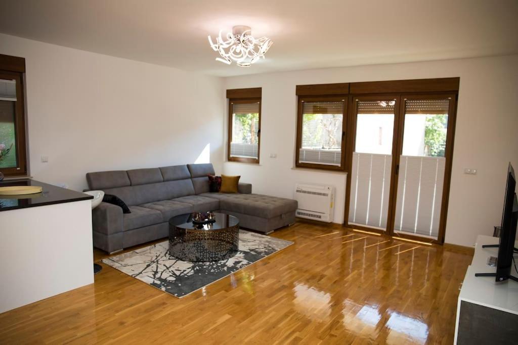 Apartment Divine Mostar Exterior foto