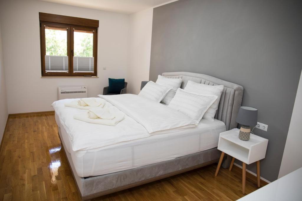 Apartment Divine Mostar Exterior foto